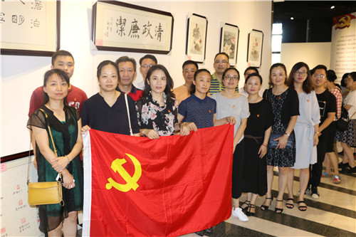 ���ݡ���겵�֧�����¡����⵳�ա�