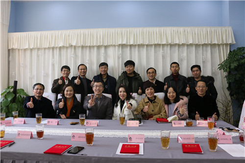 �����԰��������˰��ҵ��̸��