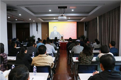 �����Σ����ڡ��桱���������ʵ����